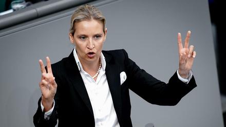 Die Spitzenkandidatin der AfD für die Bundestagswahl und Fraktionsvorsitzende Alice Weidel bei einer Rede im Bundestag. 