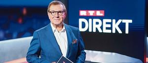 Die Krawatte bleibt ab. In seiner letzten „Tagesschau“-Sendung zog Jan Hofer seinen Schlips aus – bei „RTL Direkt“ zieht er ihn nicht wieder an. Foto: 