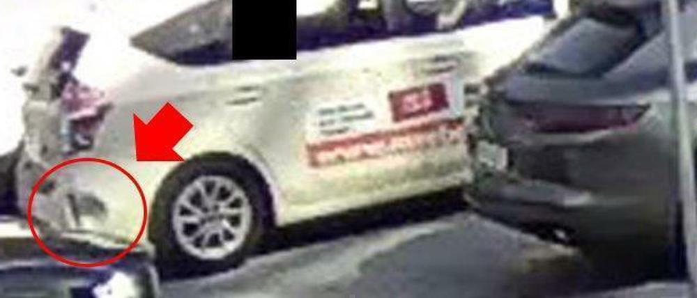 Mit diesem Taxi sind die Brüder der ermordeten Afghanin zum Bahnhof Südkreuz gefahren.