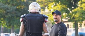 Aus dem Tritt? Thunders Chefcoach Jag Bal (rechts) und seinem Team fehlte in dieser Woche eine Trainingseinheit.