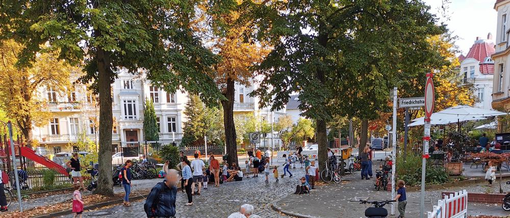 Temporäre Spielstraße im Berlilner Südwesten.