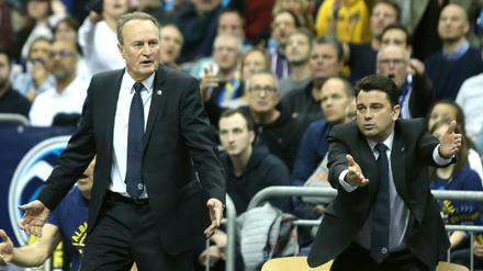 Aito Garcia Reneses (l) und Co-Trainer Israel Gonzalez arbeiteten bei Alba vier Jahre gemeinsam. 