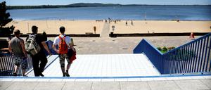 Treppe zum Wasser: So sah es im Strandbad Müggelsee 2015 aus.