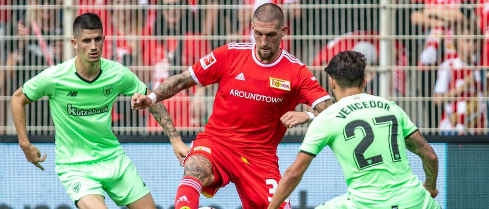 Robert Andrich (Mitte) hat sich in seinen zwei Jahren bei Union zu einem begehrten Bundesliga-Profi entwickelt. 