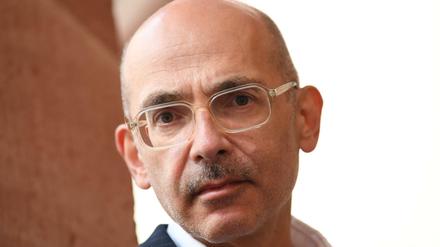 Der Berliner Schriftsteller Maxim Biller vor der Verleihung des Deutschen Buchpreises 2018, den er dann für "Sechs Koffer" nicht bekam, sondern Inger-Maria Mahlke für "Archipel".