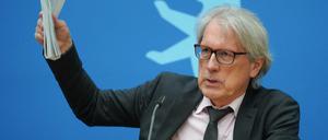 Finanzsenator Matthias Kollatz (SPD) stellt seine Senatskollegen aufs Sparen ein.