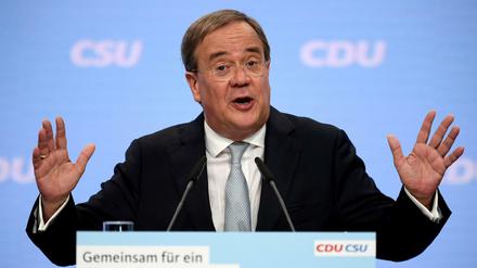 Armin Laschet hält seine Rede beim Wahlkampfauftakt in Berlin.