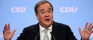 Armin Laschet hält seine Rede beim Wahlkampfauftakt in Berlin.