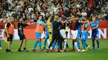 Auch auf dem Spielfeld ging es hoch her in Nizza.