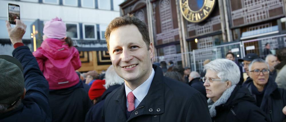 Georg Friedrich Prinz von Preußen geht gegen Medien und Historiker vor - teilweise mit Erfolg.