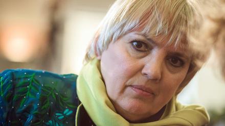 Grünen-Politikerin Claudia Roth hat 3500 bis 7000 Euro an Nebeneinkünften nachgemeldet.