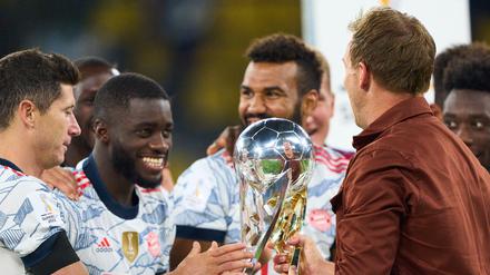 Der FC Bayern München darf dann zwei Mal jubeln: Beim Livespiel in Dazn oder Amazon und in der ZDF-Zusammenfassung der Champions League.