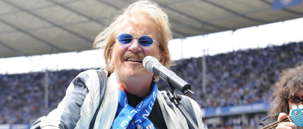 „Nur nach Hause geh'n wir nicht“: Schlagersänger Frank Zander muss ein neues Zuhause finden. (Archivbild)