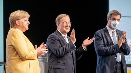 Kanzlerin Angela Merkel (CDU), Kanzlerkandidat Armin Laschet (CDU), verhinderter Kandidat Markus Söder (CSU)
