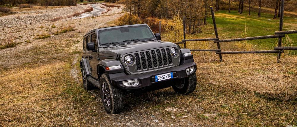 Mit Stromkraft ins Gelände: Der Plug-In-Hybrid Jeep Wrangler Unlimited 4xe.