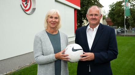 Bernd Schultz bleibt Präsident. Gaby Papenburg hat es nicht geschafft, ihn abzulösen.