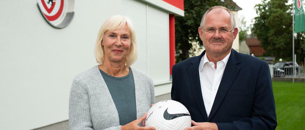 Bernd Schultz bleibt Präsident. Gaby Papenburg hat es nicht geschafft, ihn abzulösen.