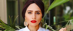  Zainab Al-Eqabi, 31, hat über 1,5 Millionen Abonnent*innen in den Sozialen Medien.
