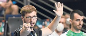 Alles im Blick: Jan Siewert freut sich auf die neue Saison mit den Füchsen.