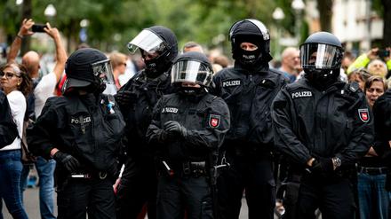 Schon Anfang August waren trotz Demo-Verboten zahlreiche Querdenker nach Berlin gekommen.