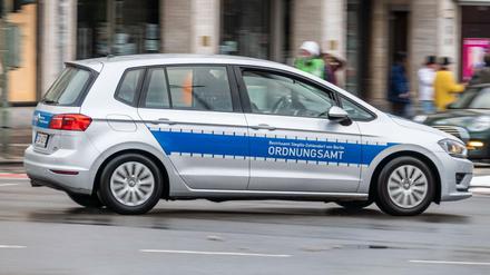 Ein Dienstwagen des Ordnungsamts Steglitz-Zehlendorf.