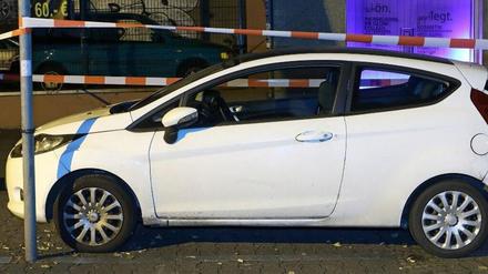Diesen Ford Fiesta haben die Ermittler in der Nähe des Tatorts gefunden. 