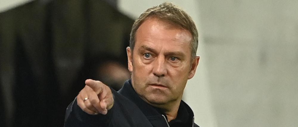 Mittelstürmer? We want you. Auch Hansi Flick muss mit einem Problem fertig werden, mit dem schon sein Vorgänger Joachim Löw zu kämpfen hatte.