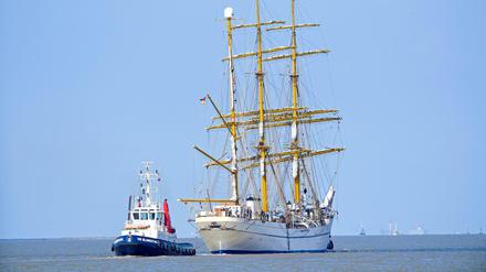 Die Gorch Fock ist zu einer Probefahrt in See gestochen.