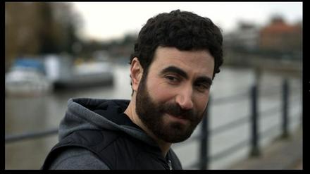 Ist Brett Goldstein wirklich ein Schauspieler oder nur eine Computeranimation?