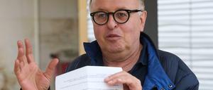 Landrat Jürgen Pföhler (CDU): Opfer der Flutkatastrophe werfen ihm vor, zu zögerlich gewarnt zu haben. 