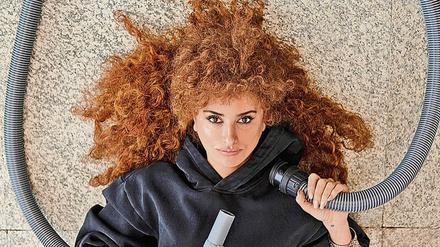 Penélope Cruz spielt in "Competencia oficial" die exzentrische Regisseurin Lola Cuevas.