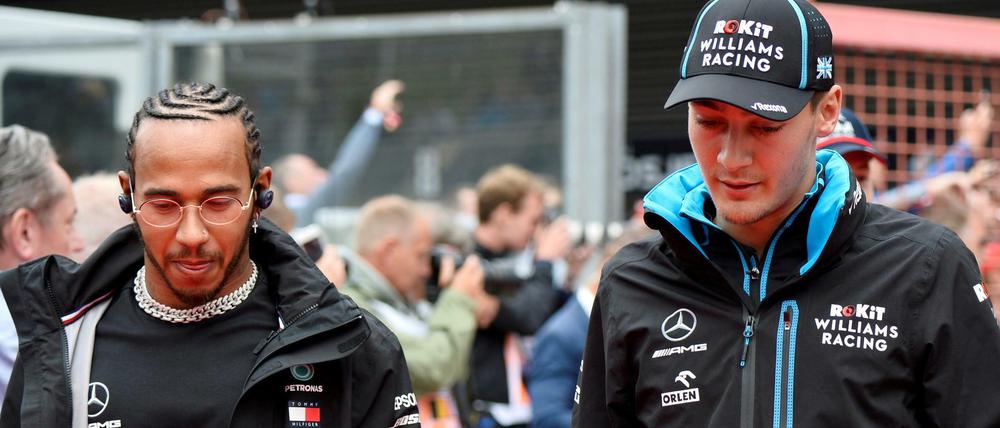 Zukünftige Teampartner. George Russell und Lewis Hamilton beim Belgien Grand Prix.