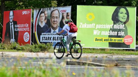 Die Wahlplakate von Olaf Scholz (SPD), Armin Laschet (CDU) und Annalena Baerbock (Die Grünen)