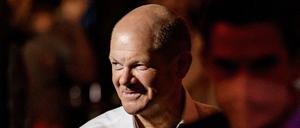 Olaf Scholz (SPD), Spitzenkandidat seiner Partei bei der kommenden Bundestagswahl, nach der ARD-Wahlarena zur Bundestagswahl.