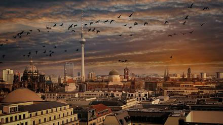 Da zieht was auf - ein gewittriger Himmel über Berlin.