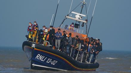 Bereits am Dienstag hatte eine Gruppe Migranten versucht, den Ärmelkanal zu überqueren.