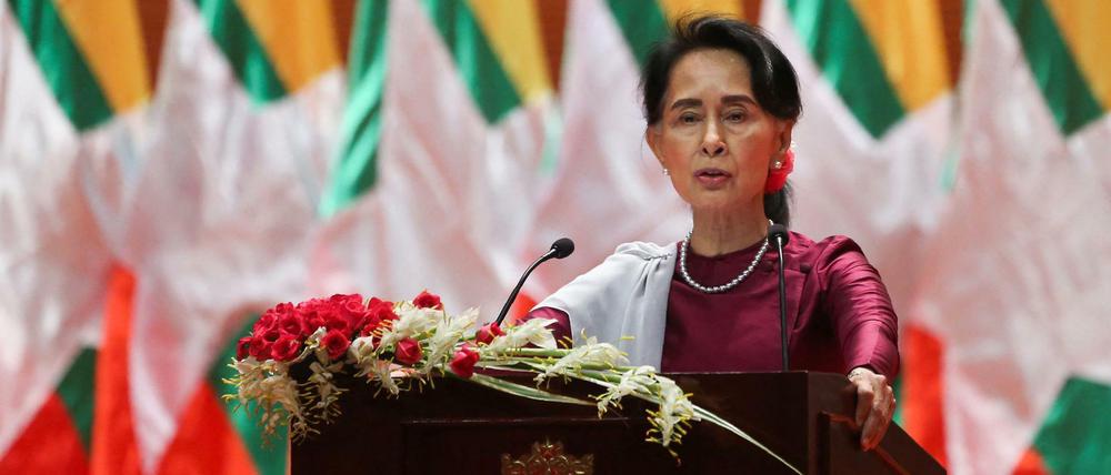 Die Regierungschefin Aung San Suu Kyi bekam 1991 den Friedensnobelpreis. (Foto von 2017)