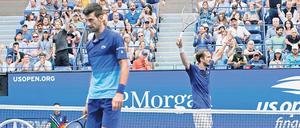Arme hoch Amerika. Während Djokovic (vorn) im Finale wenig gelang, spielte Medwedew das Match seines Lebens. 