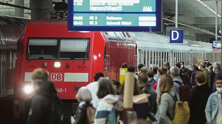 Für die Bahnkunden ist es eine gute Nachricht, dass die Tarifpartner auf dem Weg der Einigung sind. 
