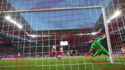 So geht das halt. Jamal Musiala (nicht im Bild) hat zum 2:0 für die Bayern getroffen.