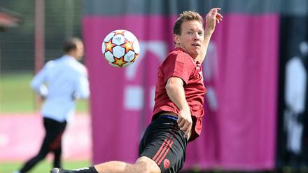 Zum Glück spielt der Trainer in Barcelona nicht mit. Julian Nagelsmann.