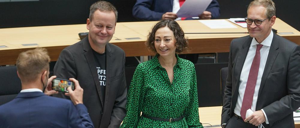 Bitte lächeln: In der letzten Plenarsitzung des Abgeordnetenhauses vor der Wahl war der Koalitionsfrieden (fast) wieder hergestellt.
