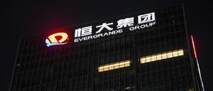 Die Hauptzentrale von Evergrande in Shenzhen. Tausende Menschen warten noch auf Geld von dem Immobilienkonzern. 