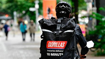 Der Lieferdienst Gorillas ist 2020 in Berlin gegründet worden. Inzwischen expandiert das junge Unternehmen weltweit.