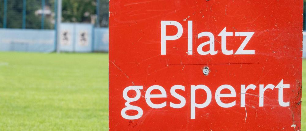 Sowohl bei den Fußballvereinen als auch auf den Bolzplätzen bot sich das gleiche Bild.