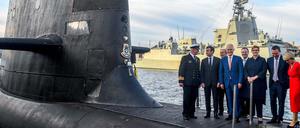 „Vertrauensbruch“: Der französische Präsident Emmanuel Macron besucht 2018 mit Australiens Premier Malcolm Turnbull ein U-Boot.