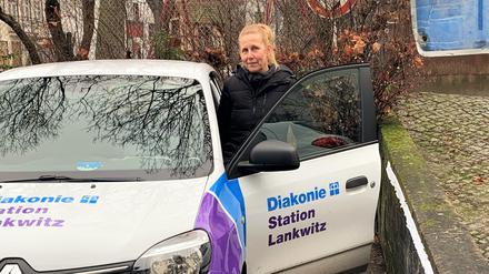 Seit fünf Jahren arbeitet Altenpflegerin Susan Schneider bei der Diakoniestation Lankwitz. Sie arbeite gerne an den Weihnachtstagen, der Umgang sei dann herzlicher.