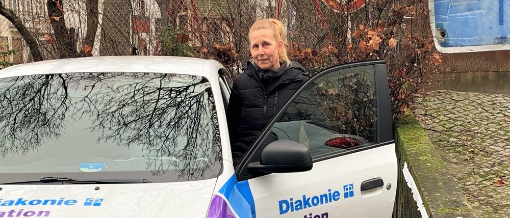 Seit fünf Jahren arbeitet Altenpflegerin Susan Schneider bei der Diakoniestation Lankwitz. Sie arbeite gerne an den Weihnachtstagen, der Umgang sei dann herzlicher.