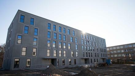 Eine Unterkunft für Geflüchtete in modularer Bauweise in Marzahn-Hellersdorf. 