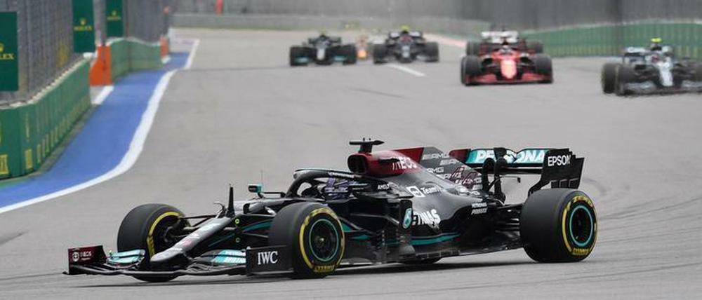 Lange Verfolger, am Ende dann aber doch vorn: Weltmeister Lewis Hamilton.